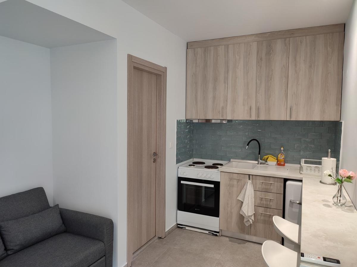 Estrella Rooms Nea Kallikrateia エクステリア 写真