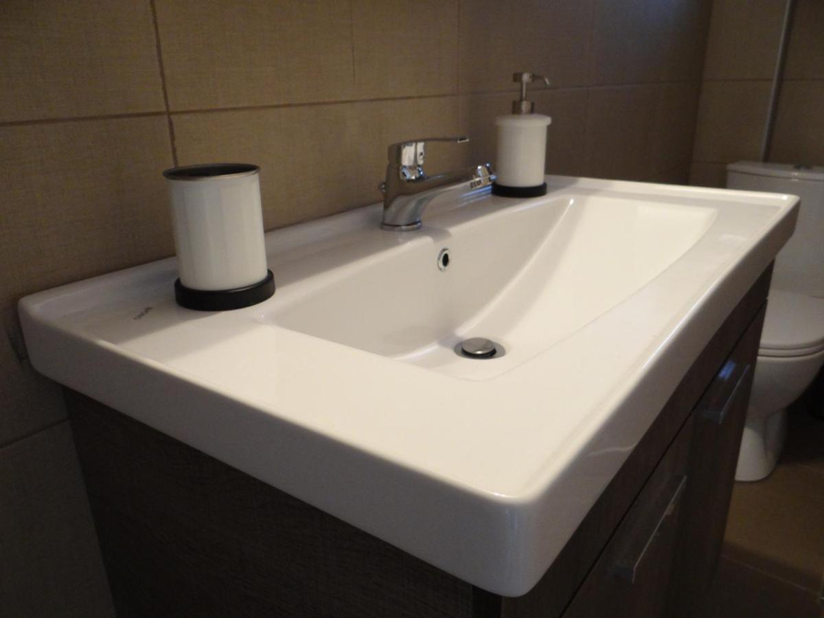 Estrella Rooms Nea Kallikrateia エクステリア 写真